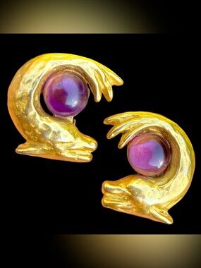 1980s Jaded Jewels NYC Dolphin Purple Cabochon Clip Earrings Brushed Gold Tone